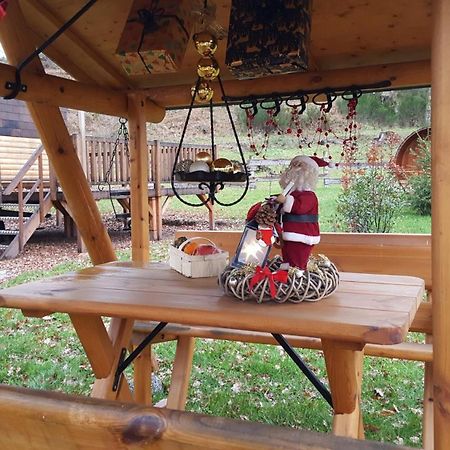 Hotel Ma Roulotte Sous Les Chenes "La Passionnee" Raon-aux-Bois Exterior foto