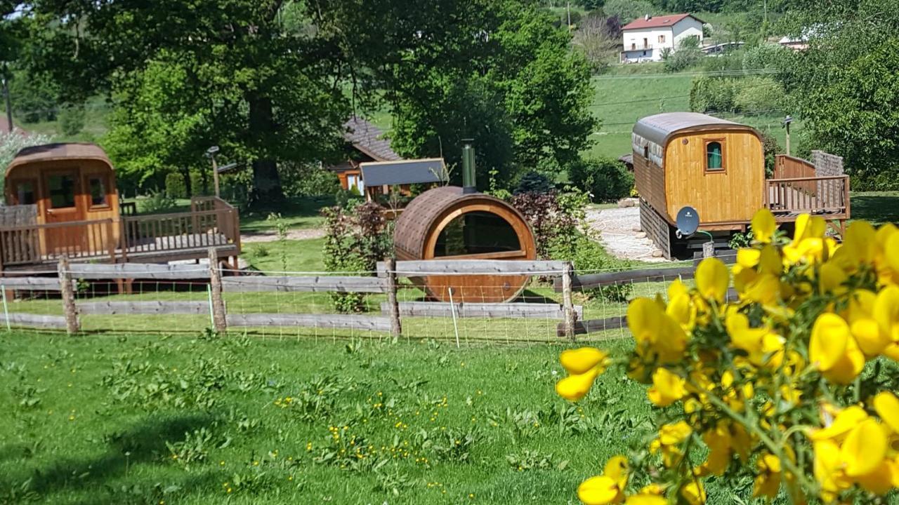 Hotel Ma Roulotte Sous Les Chenes "La Passionnee" Raon-aux-Bois Exterior foto